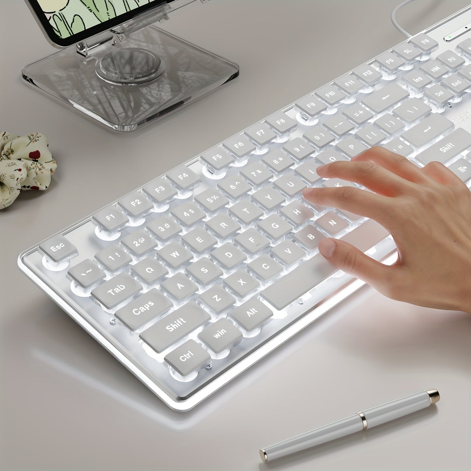 EWEADN GX710S Illuminated Computer Keyboards, Wired USB Keyboard Featuring White Backlighting, Metal Surface, Easy Plug And Play, Pudding Keycaps Full Size Silent Computer Keyboard for Windows\u002FPc\u002FLaptop - White